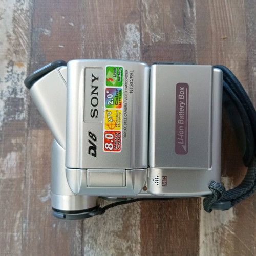 Sony camera used, no batteries included