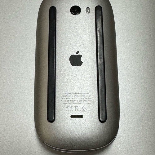 MacBook Air 2019 μεταχειρισμένο με Apple Magic Mouse 2