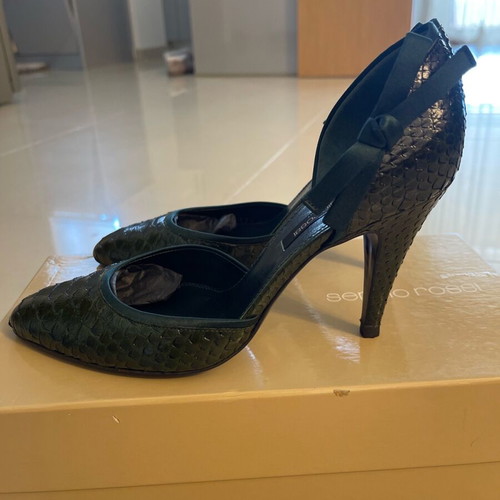 Sergio Rossi snake pumps like new, size 37, green
