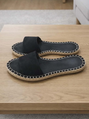 Zara flat espadrilles size 41 like new, black