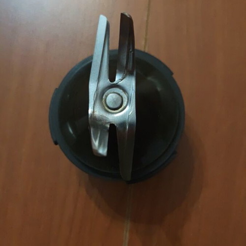 Bosch MUM 4 blender parts used, blade and lid set