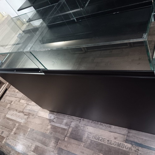 Display cabinet, 150x112x61 cm