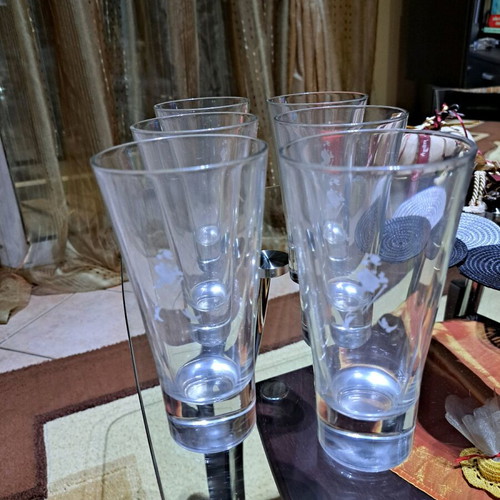 Jonnie Walker 6 tall glasses new, heavy glass