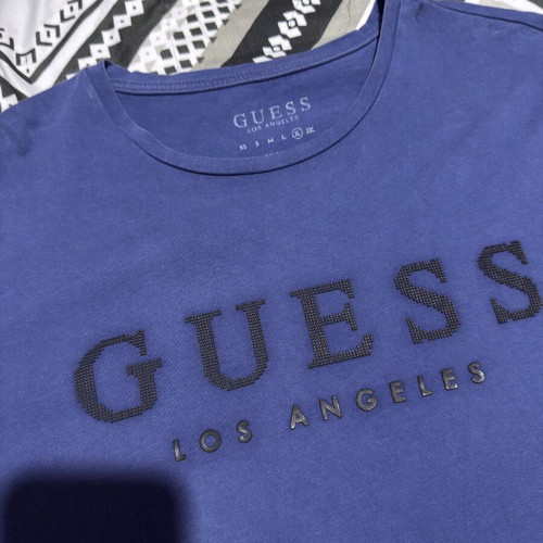 Guess t-shirt like new, size M, blue