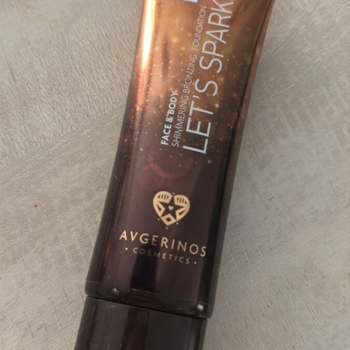 Augerinos Cosmetics Face and Body Shimmering Bronzing Foundation like new