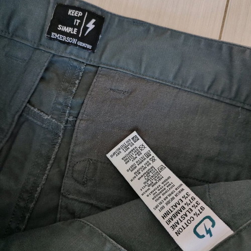 Emerson men's capri size M like new, gray
