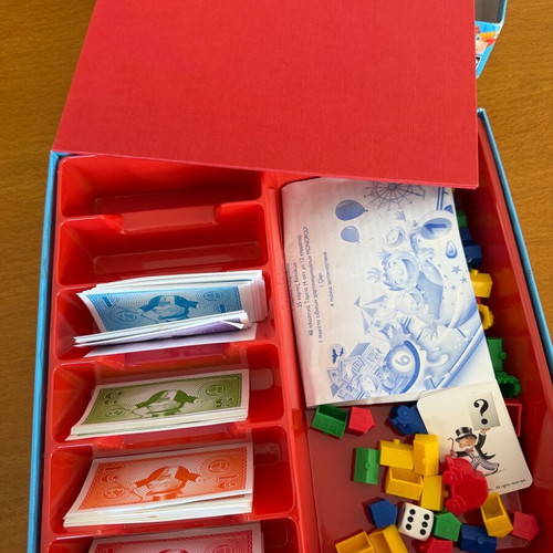 Monopoly Junior board game like new for kids