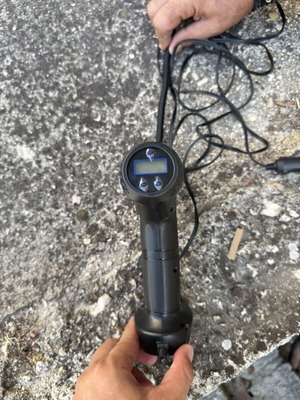 Portable 12V Car Air Compressor
