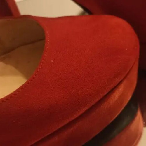 Stefania red suede pumps size 39 with ankle strap and double platform