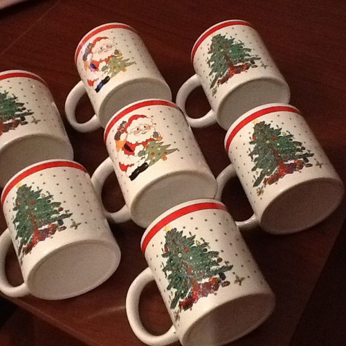 Christmas Mugs new, set of 7 with festive decoration