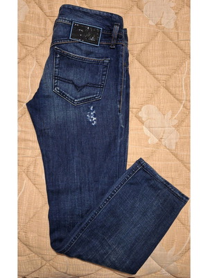 Diesel jeans used N28 with shortened length