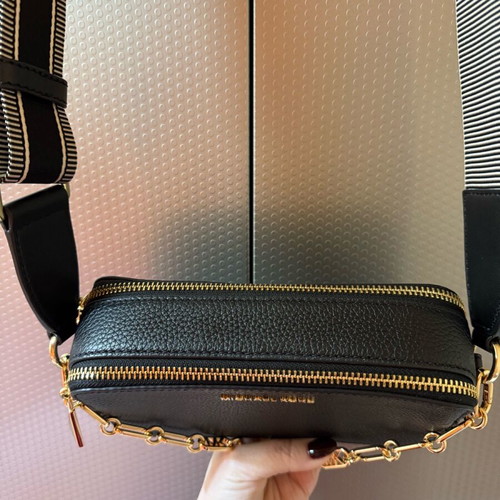 Michael Kors black pebbled leather crossbody bag like new