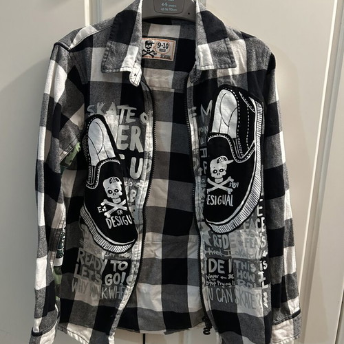 Desigual boys' shirt used, ages 9-10, black and white