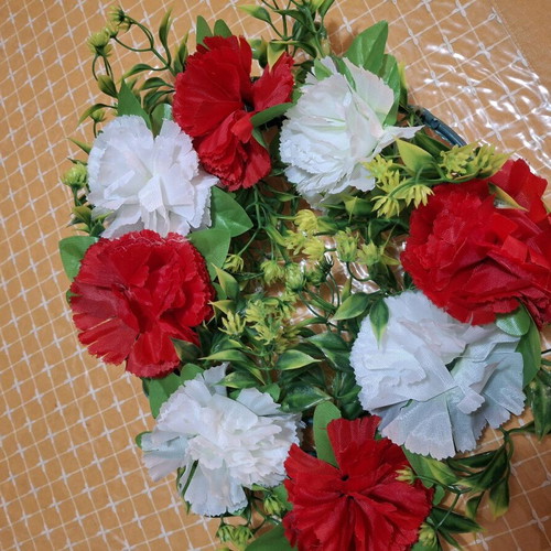 Plastic wreath unused