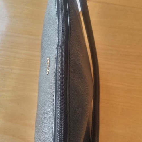 Guess handbag, black
