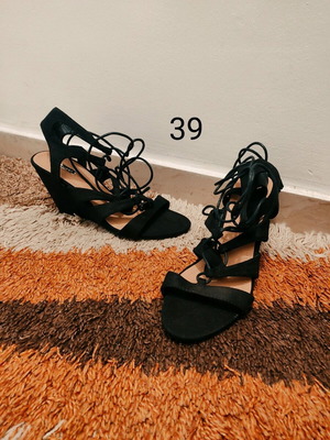 Bellucci black suede sandals like new with ankle ties and 10cm platform heels