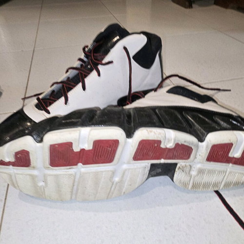 Adidas trainers used, size 48, athletic shoes