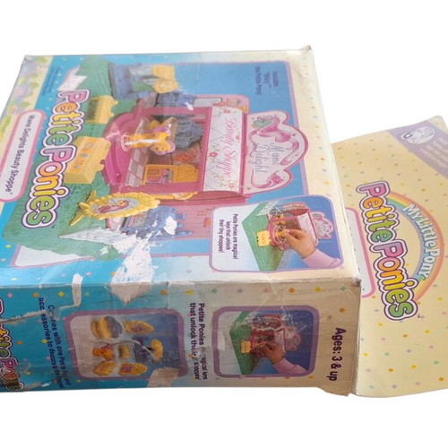 Vintage Hasbro My Little Pony Petite Ponies Mane Delights Beauty Shoppe new in box