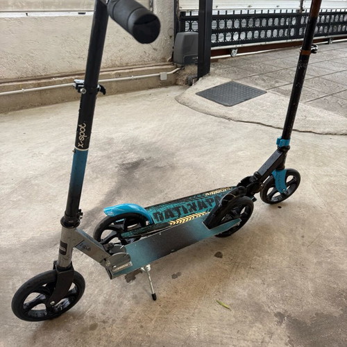 Iron professional scooters like new, set of 2