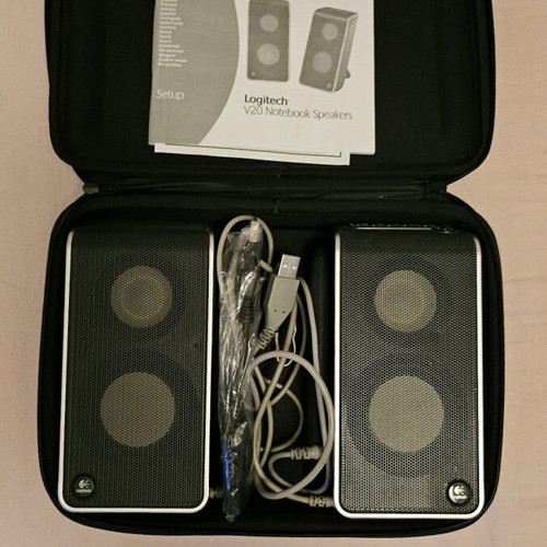 Logitech V20 Notebook Speakers like new with carrying case