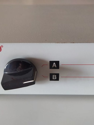 Data Transfer Switch Equip SW0201M μεταχειρισμένος χειροκίνητος διακόπτης 2 θέσεων