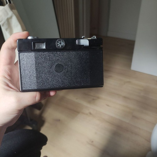 Film camera 35mm Vilia lens Triplet 69 4/40 used