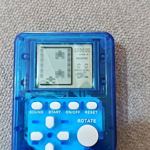 Game console keychain with many Tetris-style games new