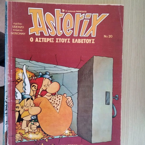 Asterix comics used, 27 issues in good condition