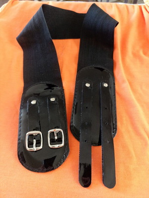 Black belt with elastic and patent leather double buckle, like new