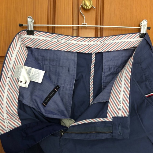 Tommy Hilfiger Bermuda shorts like new, size XL, blue