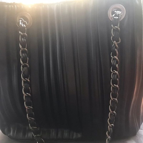 Co and Coo fashion women's shoulder bag new, black with chain