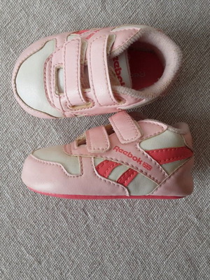 Reebok Royal Classic Jogger 2 baby shoes with deer, size 17, new