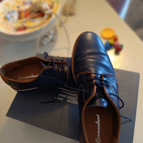 Commanchero Original casual blue shoe like new