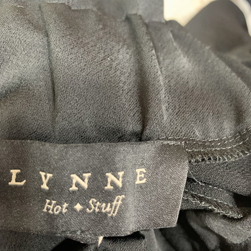 Lynne women's pants like new, black, size M
