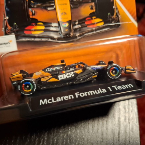 McLaren Formula 1 Team Hot Wheels Premium καινούργιο