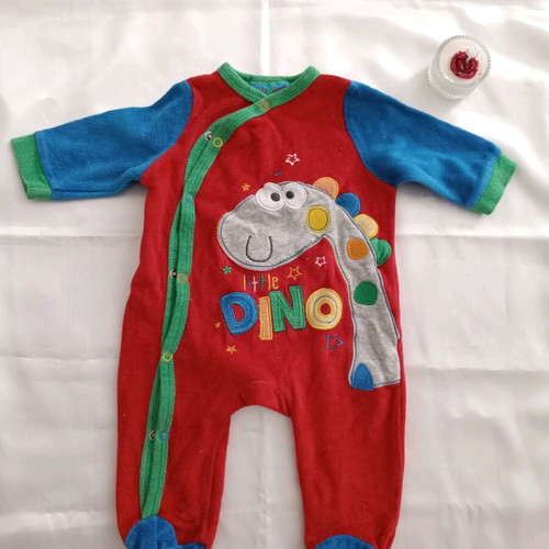 Velvet baby romper for 3-6 months used