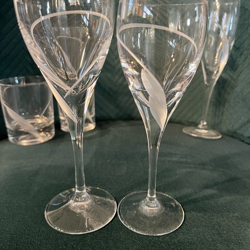 Crystal glass set of 60 with hand-carved design