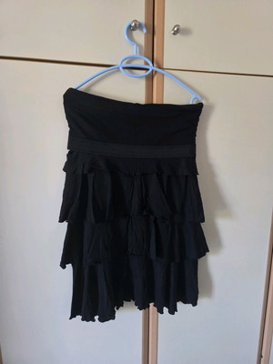 Express skirt size M black like new