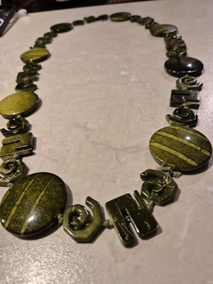 Μοναδικό Statement Κολιέ σαν καινούργιο, ethnic tribal art piece πράσινο