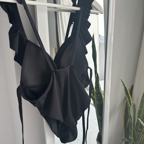 Tezenis one-piece swimsuit small black, like new