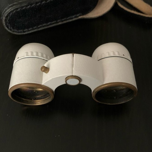 Soviet Union theater binoculars used, each eye focuses separately