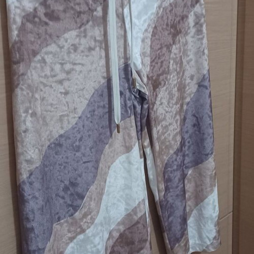 BDTK zip culottes new with velour texture size M