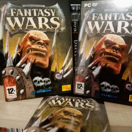 Fantasy Wars PC like new