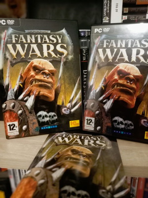 Fantasy Wars PC like new