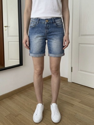Denim Bermuda Shorts Size S like new, blue