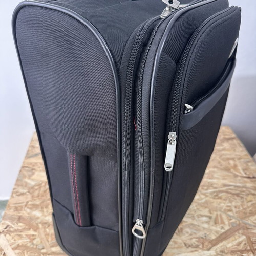 Cabin suitcase almost like new, large capacity, black 51x36cm