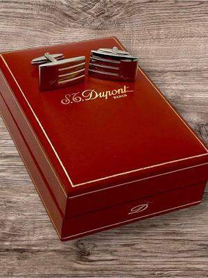 S.T Dupont cufflinks like new, white