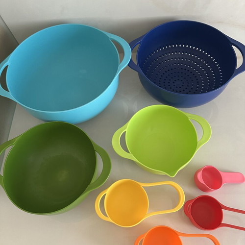 Joseph Joseph Nest Plus 8-Piece Plastic Kitchen Measuring Set like new