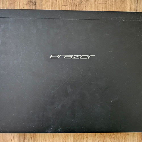 Medion Erazer P6661 laptop 15.6 inch Intel i5-6200U GTX 950M 8GB RAM 480GB SSD