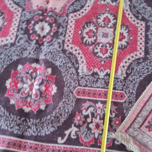 Woven rug like new, excellent condition